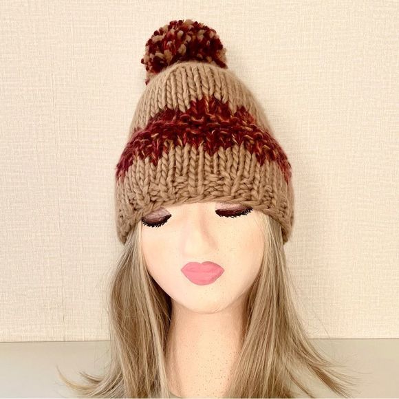 LOF Ladies Knit Ski Hat Beanie Winter Cap Big Yarn Pom Pom At Center Top… - Picture 2 of 6
